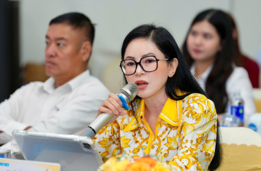 Bà Lê Hồng Thuỷ Tiên đề xuất xây outlet quốc gia